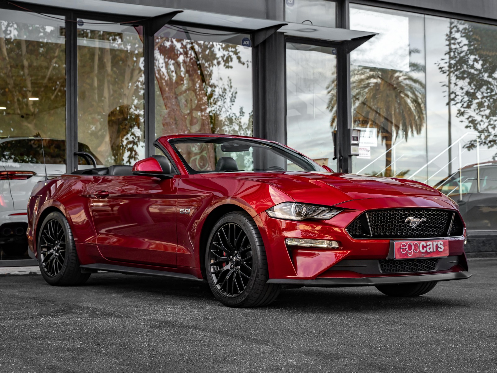 FORD MUSTANG GT CONVERTIBLE - EGOCARS (2)