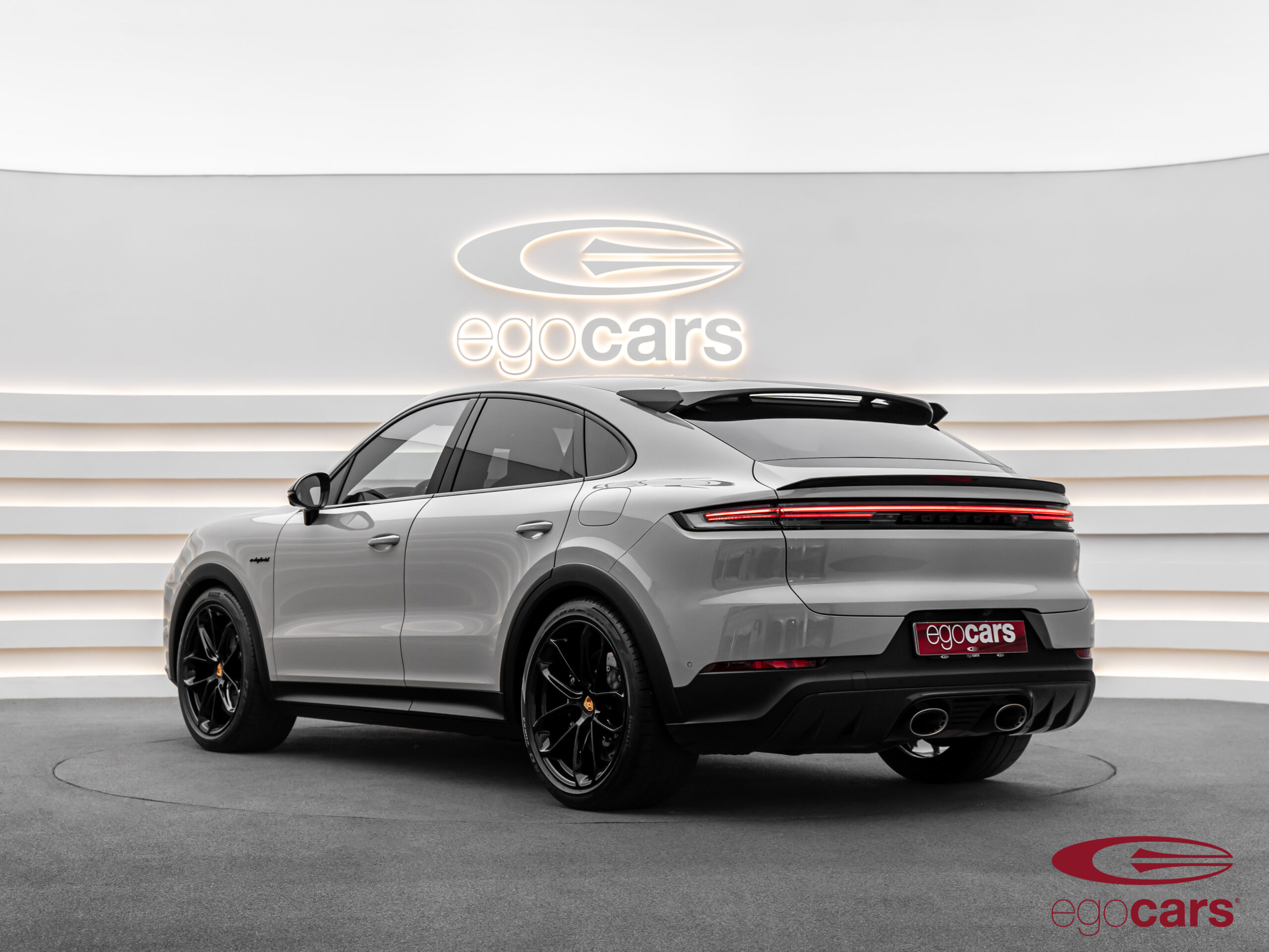 CAYENNE COUPE TURBO E-HYBRID CRAYON GREY 0635 EGOCARS_5