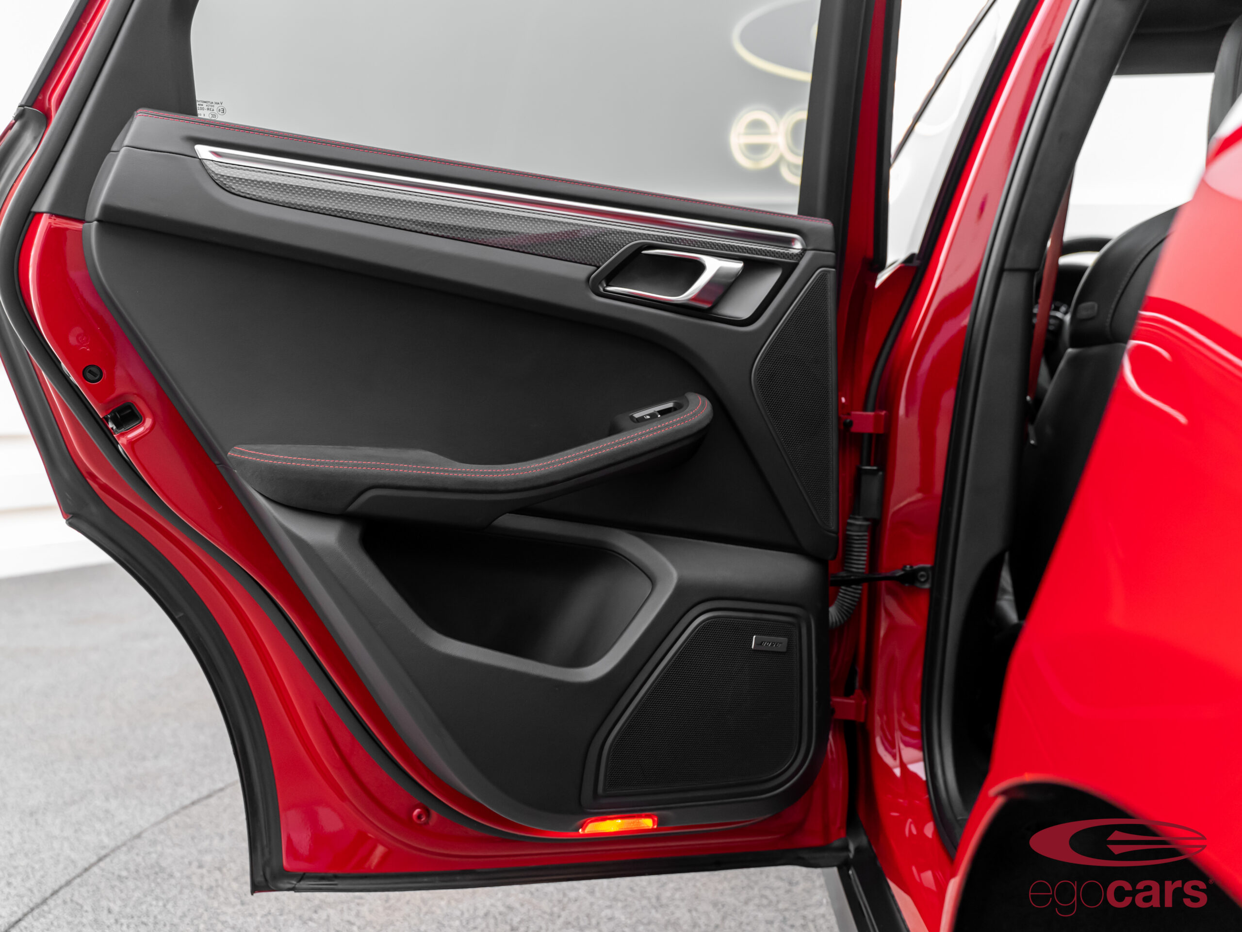 GTS ROJO CARMIN 6226 EGOCARS_19