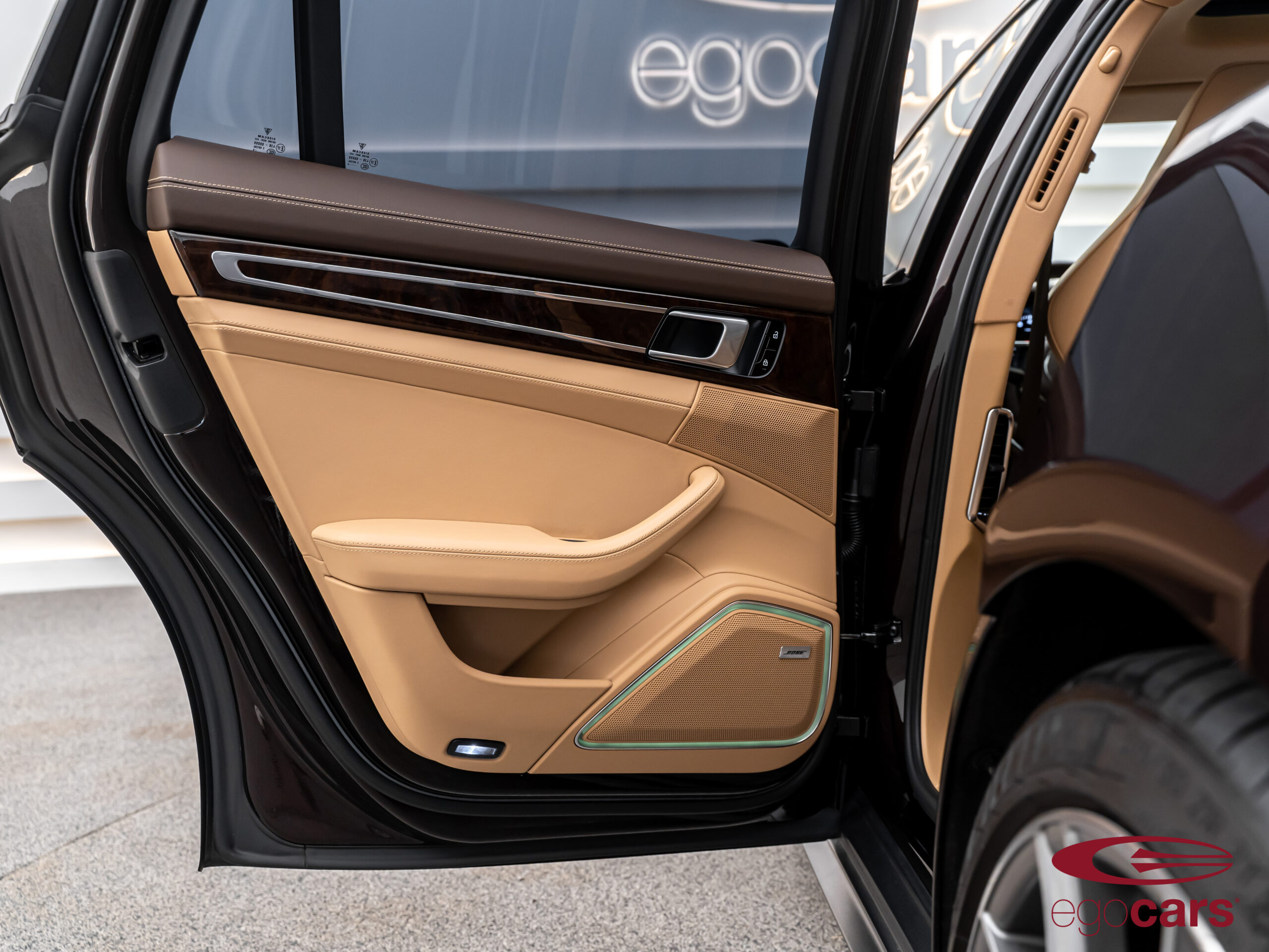 PANAMERA 4S SPORT TURISMO CAOBA METALLIC 0065 EGOCARS_19