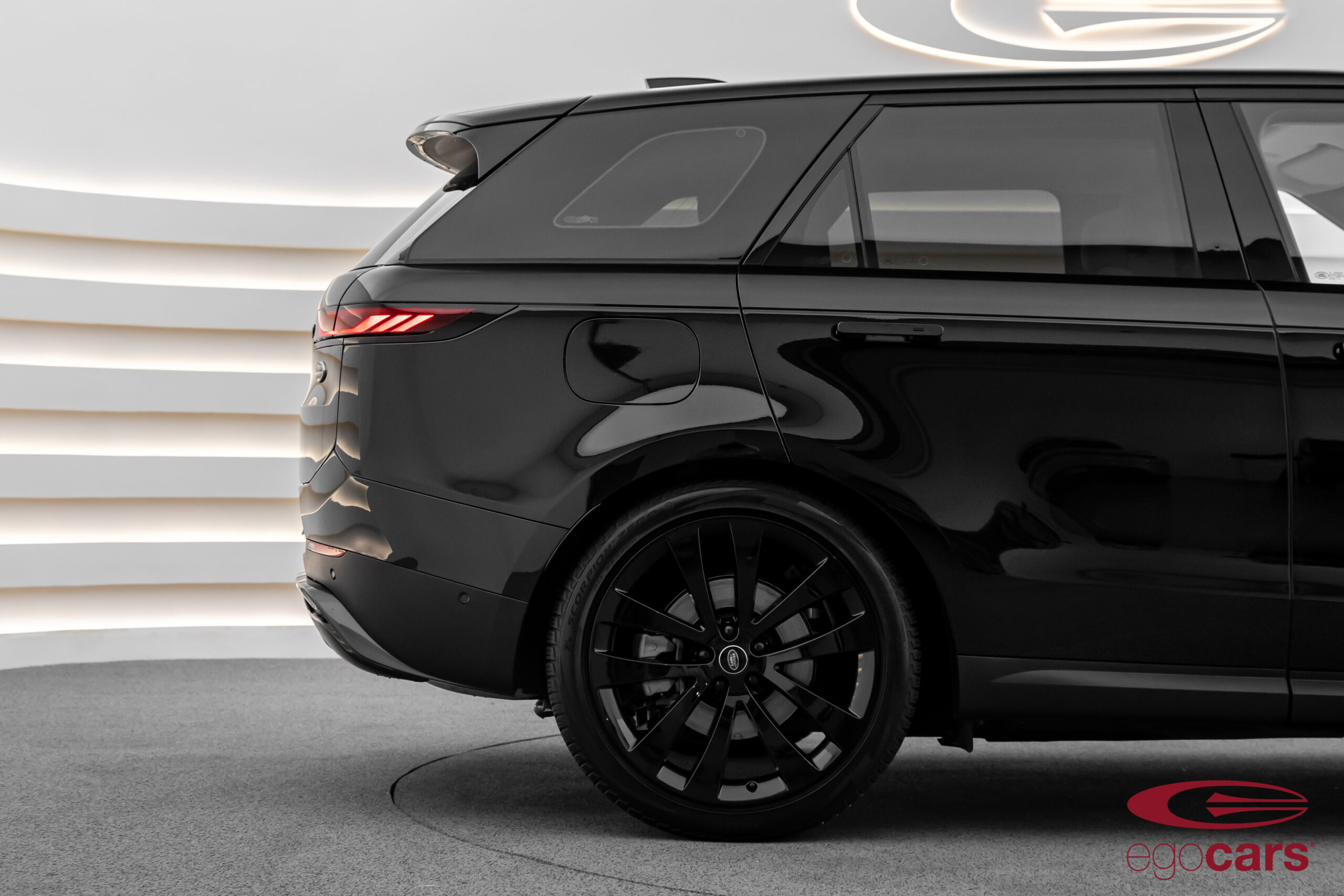 RANGE ROVER SPORT SE 250D NEGRO 7388_9
